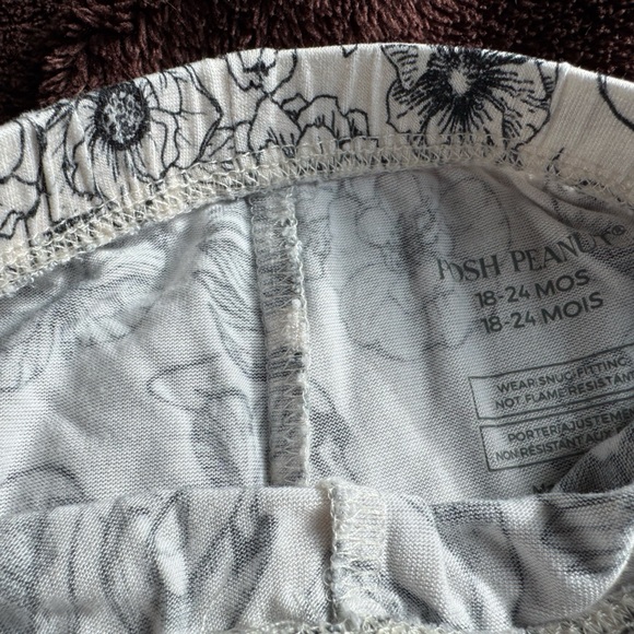 Posh Peanut Pajama Junie Classic swan 18-24M - Picture 3 of 4